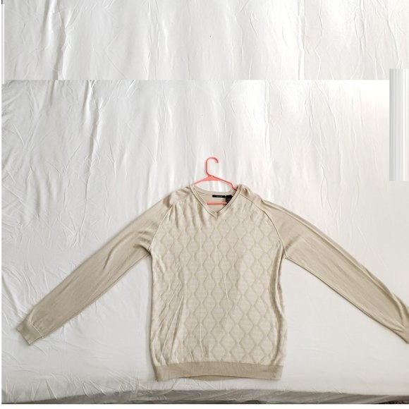 Claiborne Other - Claiborne Diamond Pattern SOFT Long Sleeve Sweater Shirt V-NECK